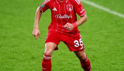 乐鱼leyu直播机构-邮报：津琴科在诺丁汉森林的租借合同将在24小时内终止